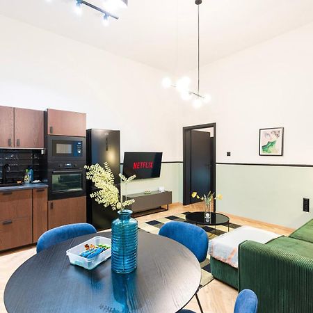 בודפשט Luxury Peaceful Apartment By The St Stephen'S Basilica מראה חיצוני תמונה