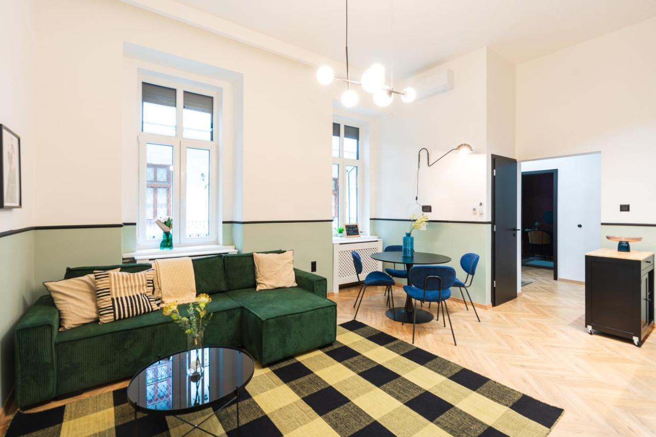 בודפשט Luxury Peaceful Apartment By The St Stephen'S Basilica מראה חיצוני תמונה
