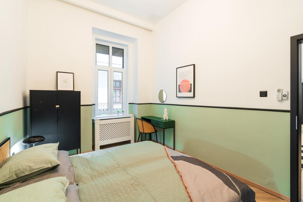 בודפשט Luxury Peaceful Apartment By The St Stephen'S Basilica מראה חיצוני תמונה