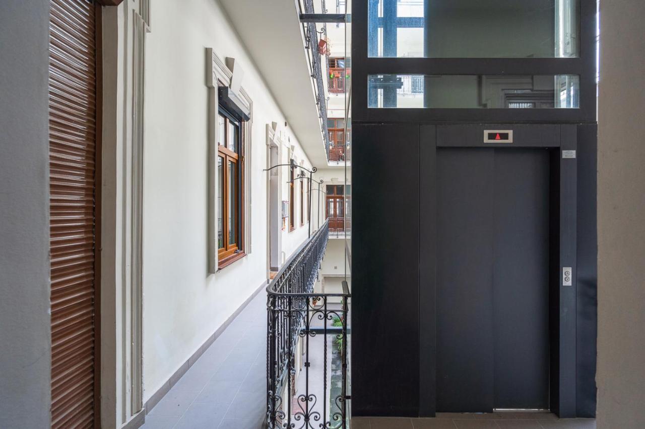 בודפשט Luxury Peaceful Apartment By The St Stephen'S Basilica מראה חיצוני תמונה